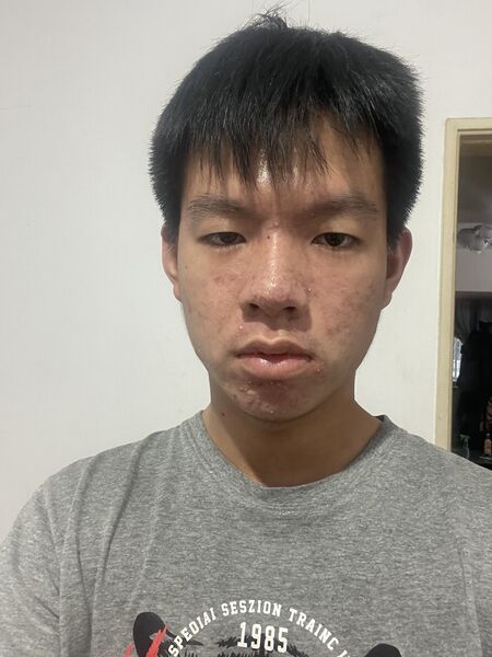 檔案:官方肖像.jpeg