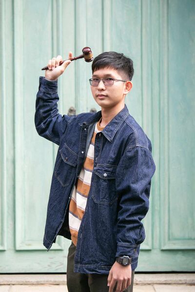 檔案:夏克尚肖像照.jpg