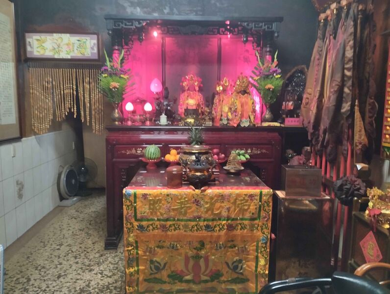檔案:紅花坂慈母神權國1.jpg