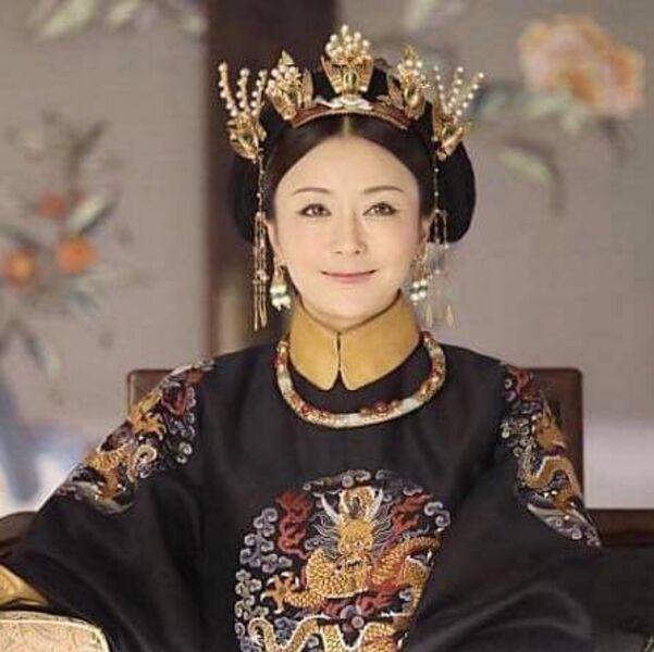檔案:CenlishQueen.jpg
