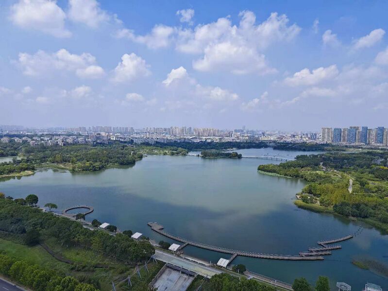 檔案:翡翠湖.jpg