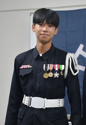 悠人日下像.jpg